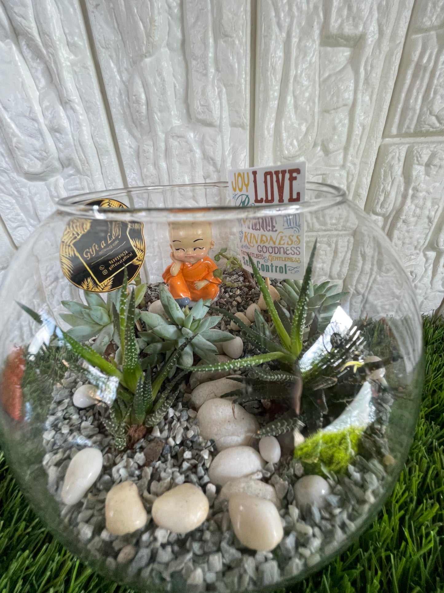 GL58 - Unique Round Terrarium with Buddha