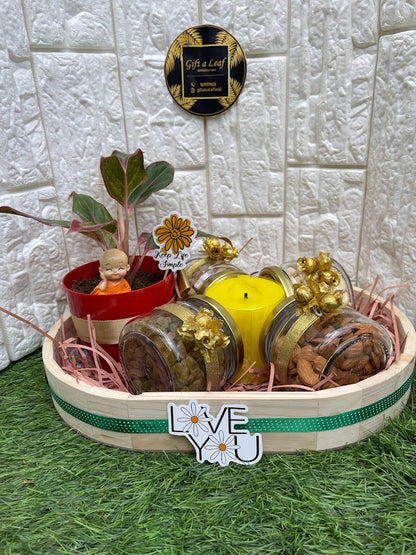 GL77 - Wooden Gift Hamper